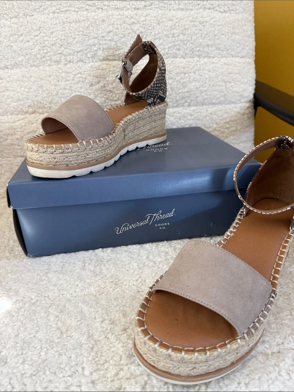 Universal Thread Taupe Suede & Snake Print Espadrille Wedge Sandals -Size 8 1/2
